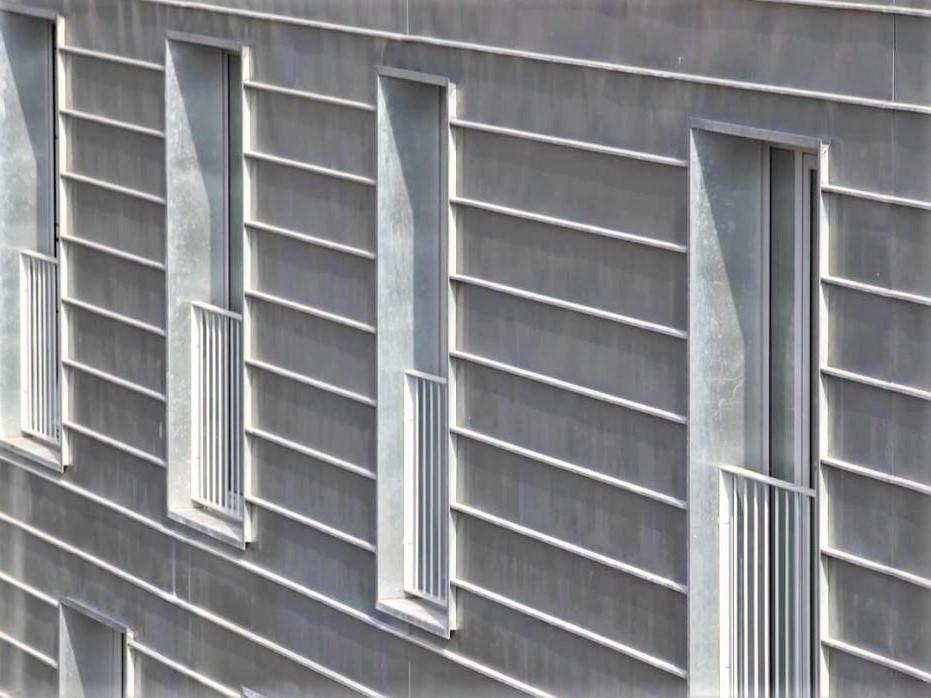 Standing seam zinc façade