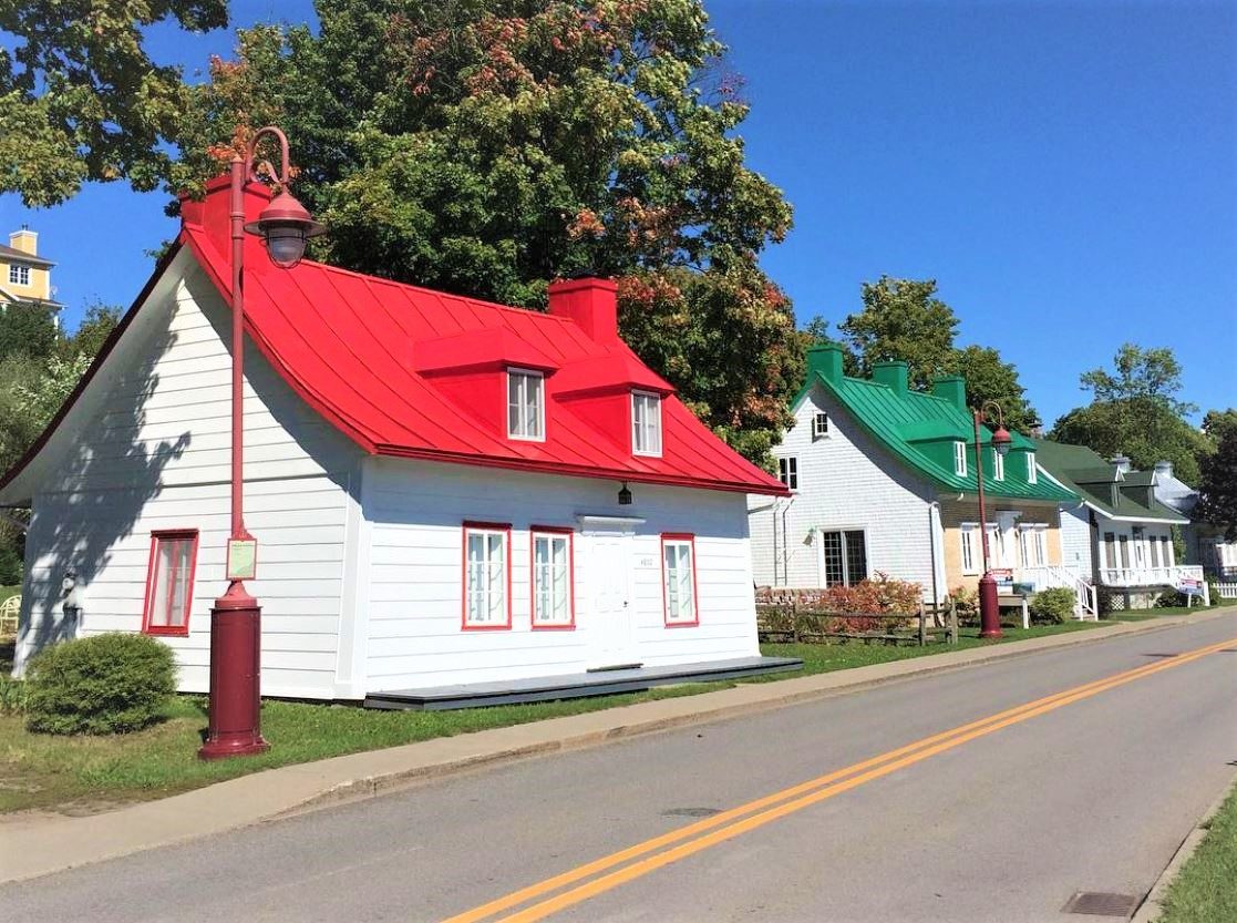 painted metal roofs in Canada