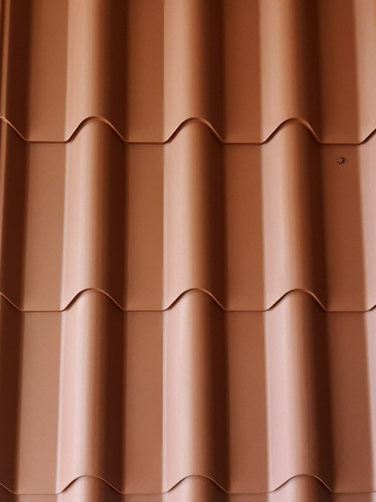Metal roof that looks like spanish tile